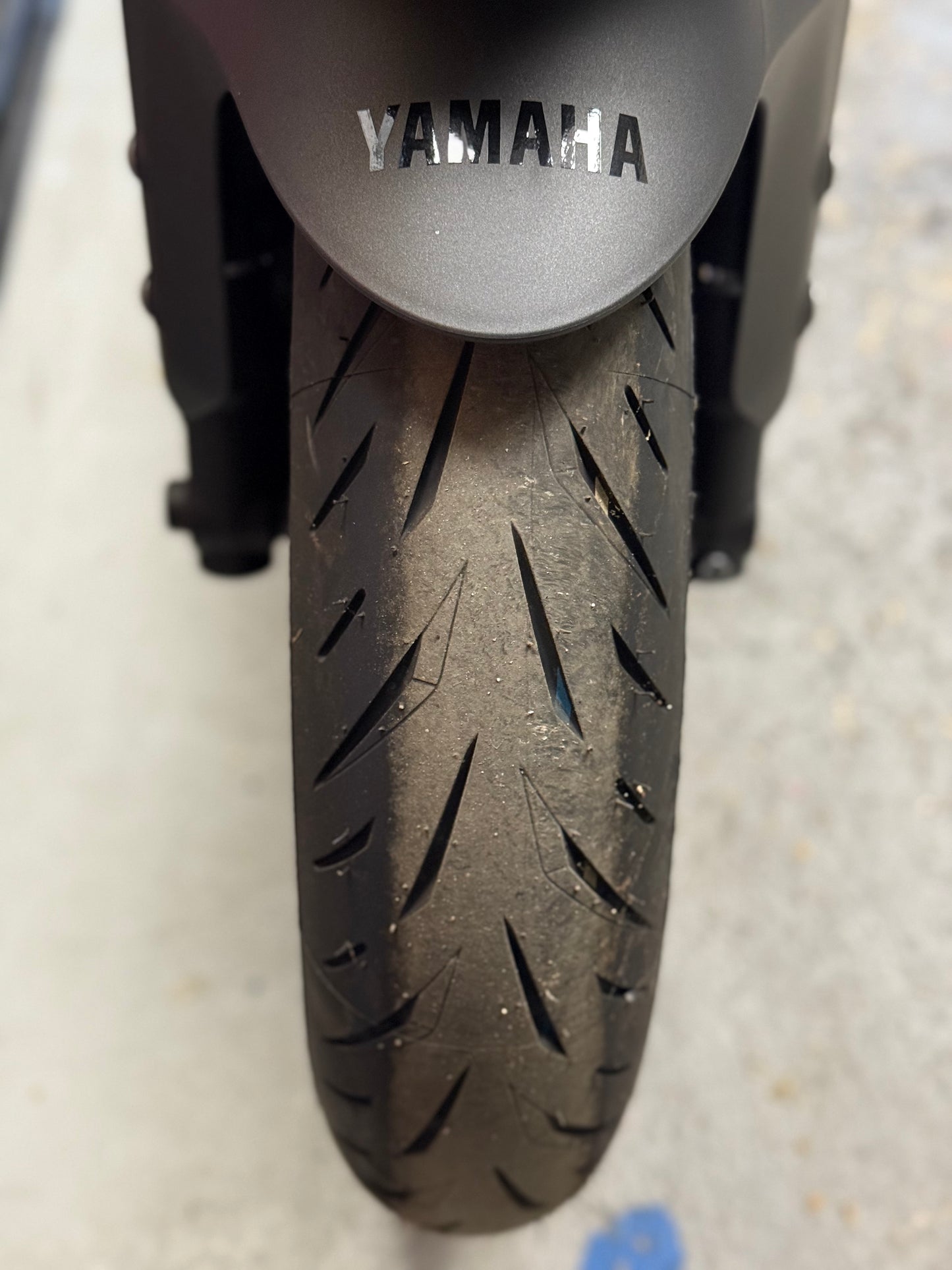 2024 YAMAHA R7 MATTE BLACK
