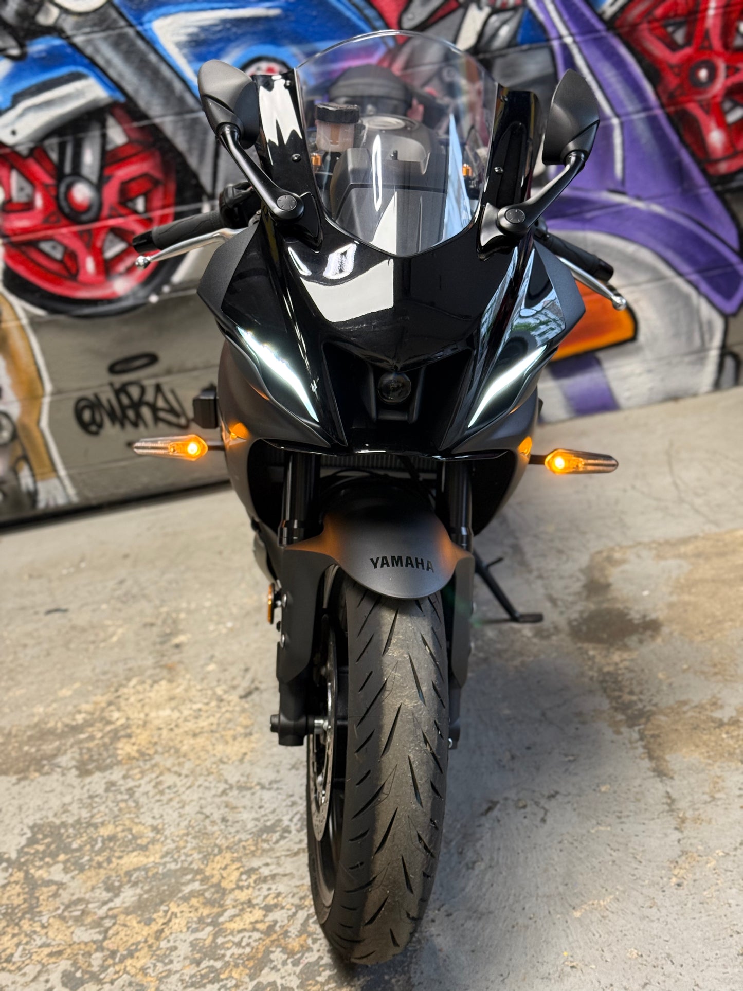 2024 YAMAHA R7 MATTE BLACK