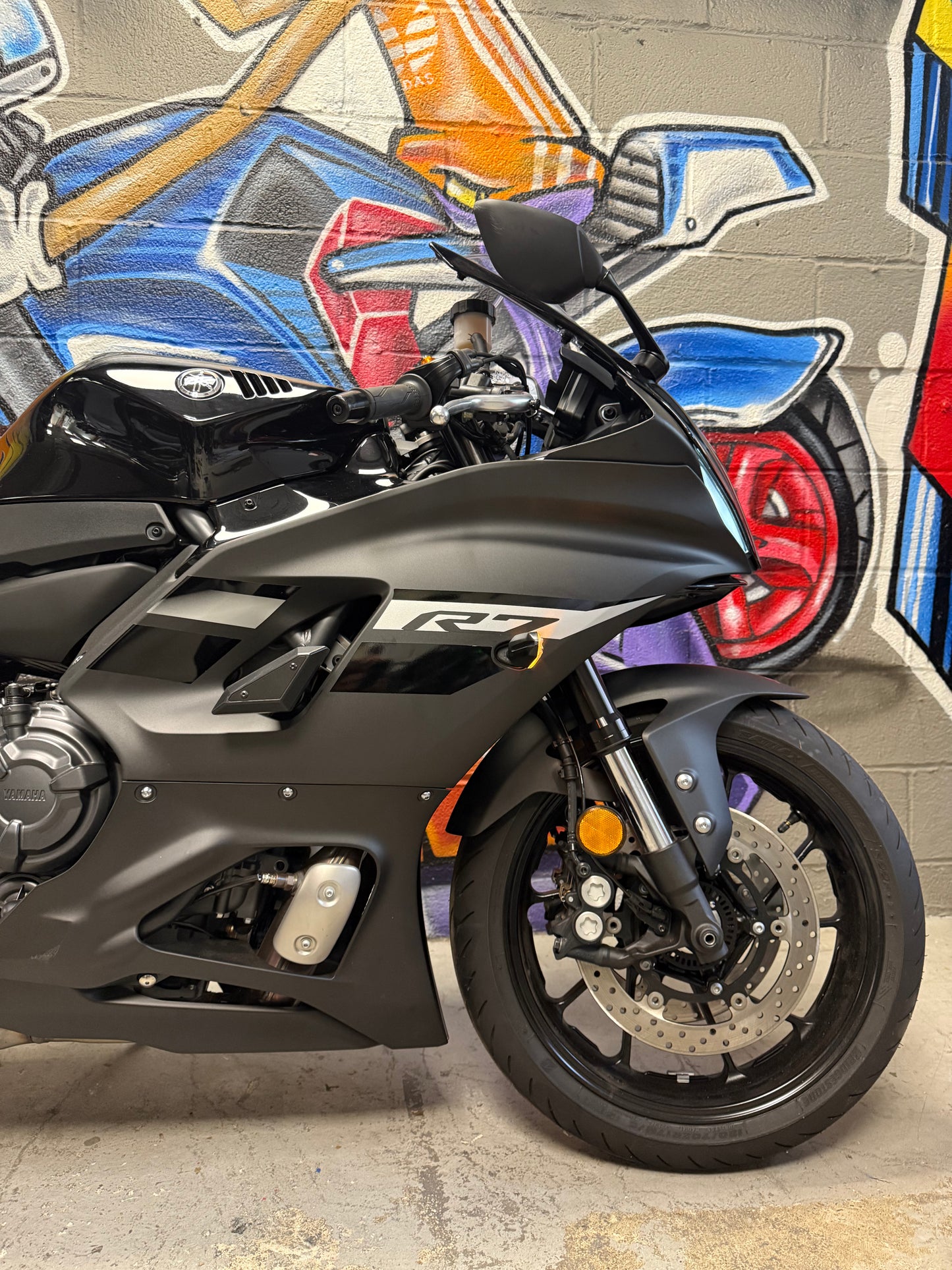 2024 YAMAHA R7 MATTE BLACK