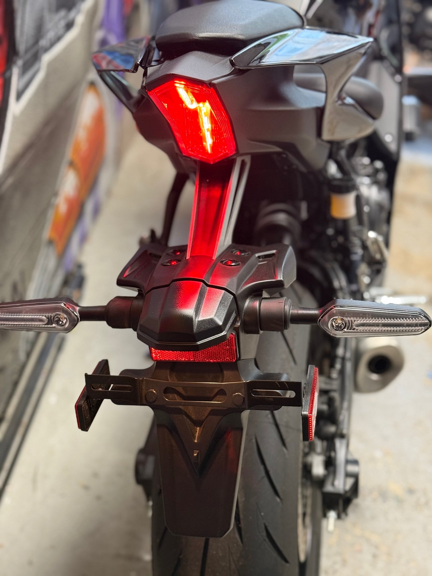2024 YAMAHA R7 MATTE BLACK
