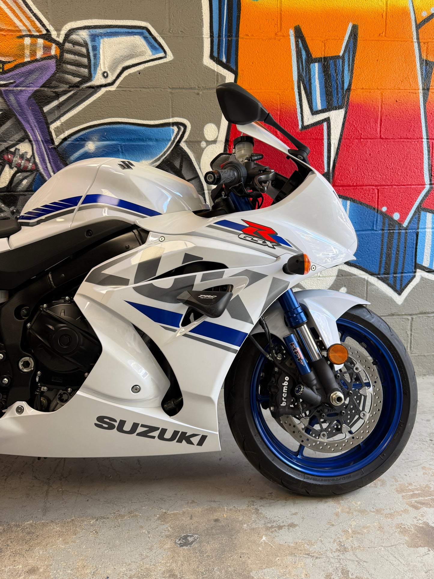 2018 SUZUKI GSXR 1000R WHITE BLIZZARD PEARL