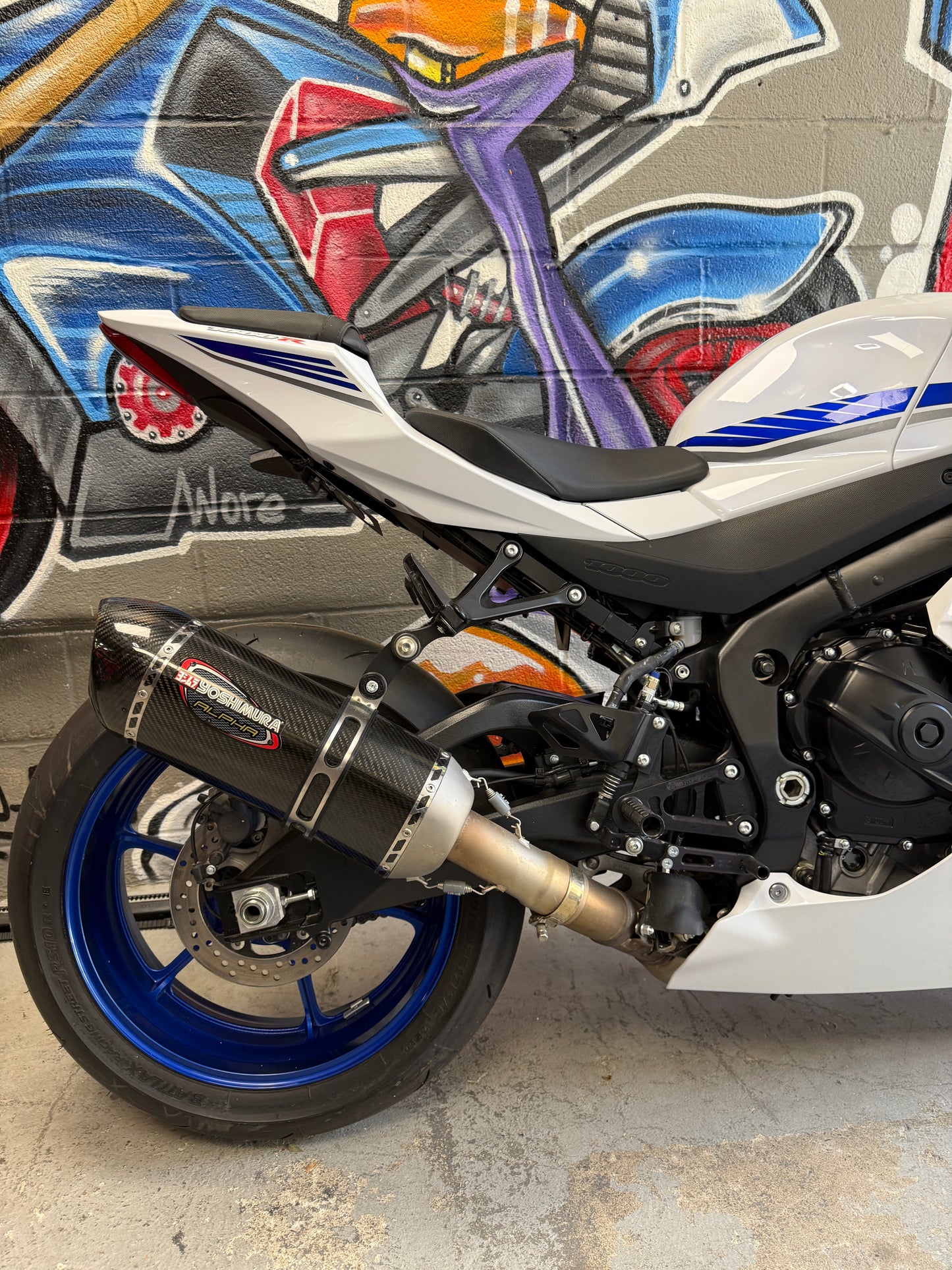 2018 SUZUKI GSXR 1000R WHITE BLIZZARD PEARL