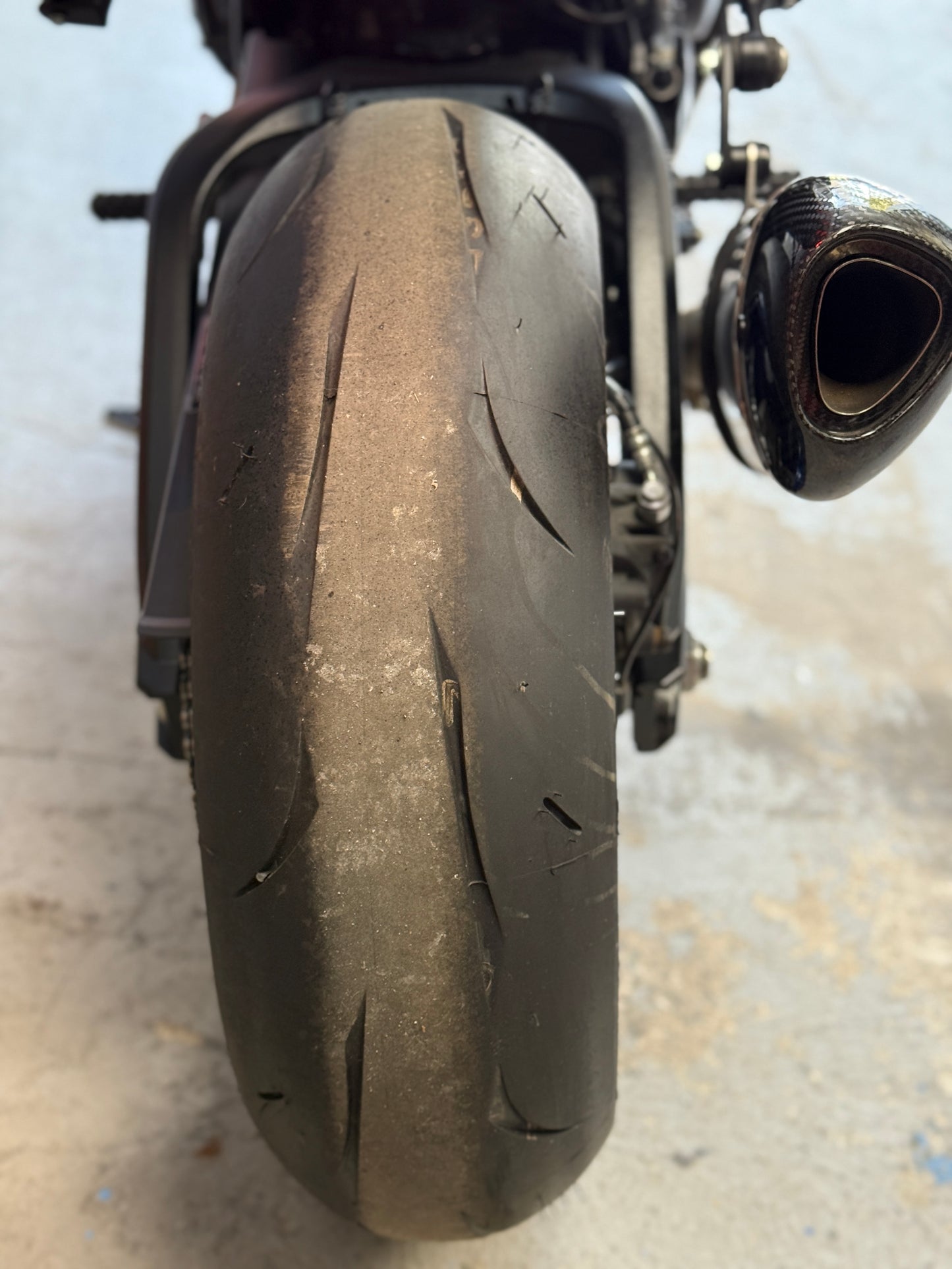 2018 SUZUKI GSXR 1000R WHITE BLIZZARD PEARL