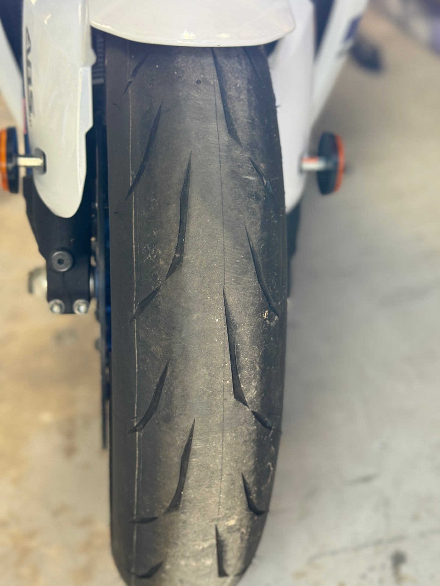 2018 SUZUKI GSXR 1000R WHITE BLIZZARD PEARL