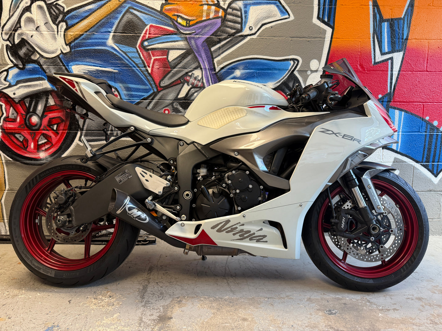 2024 Kawasaki Ninja ZX6R ABS M4 Slip on