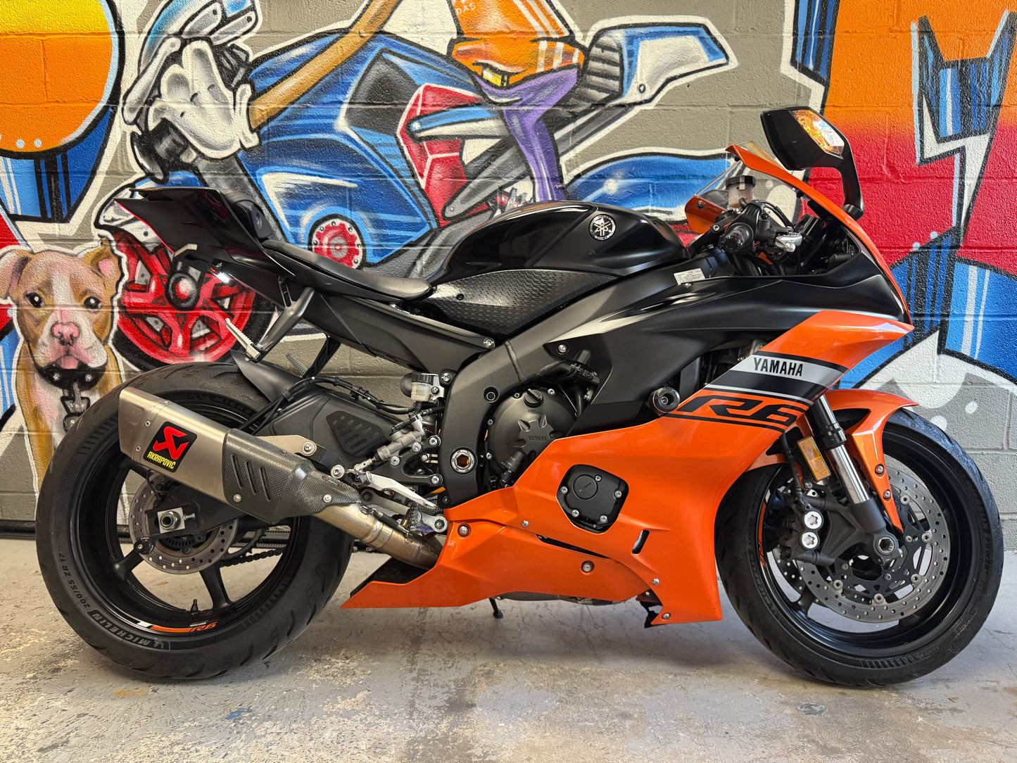 2020 Yamaha R6 AKRAPOVIC Vivid Orange Black