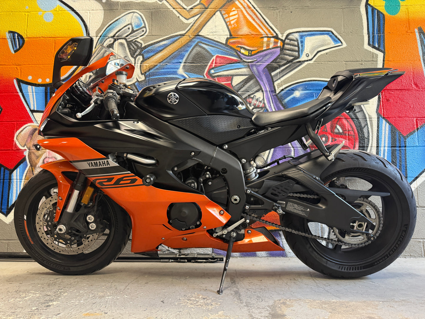 2020 Yamaha R6 AKRAPOVIC Vivid Orange Black