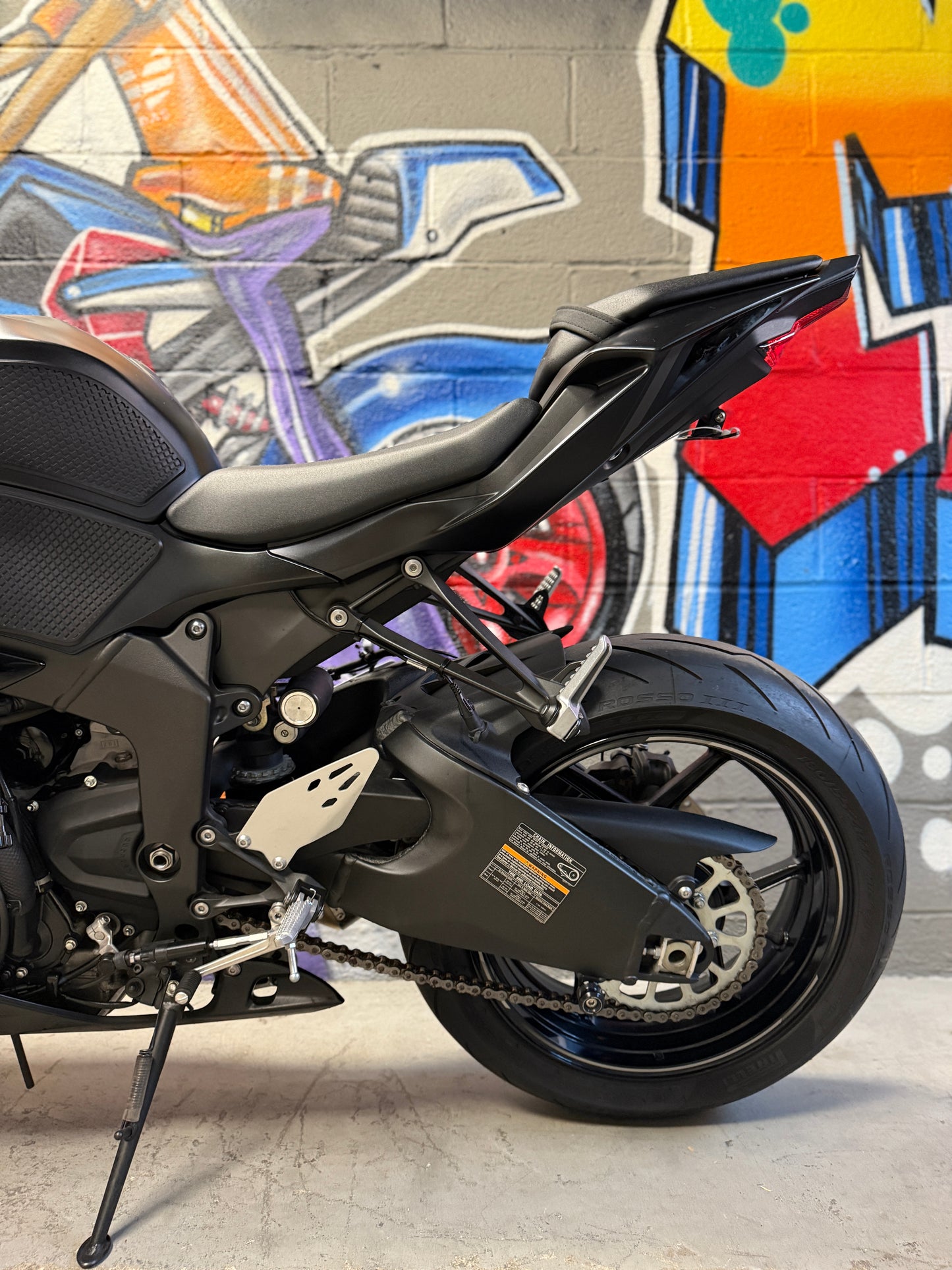 2024 Kawasaki Ninja ZX6R M4 slip on