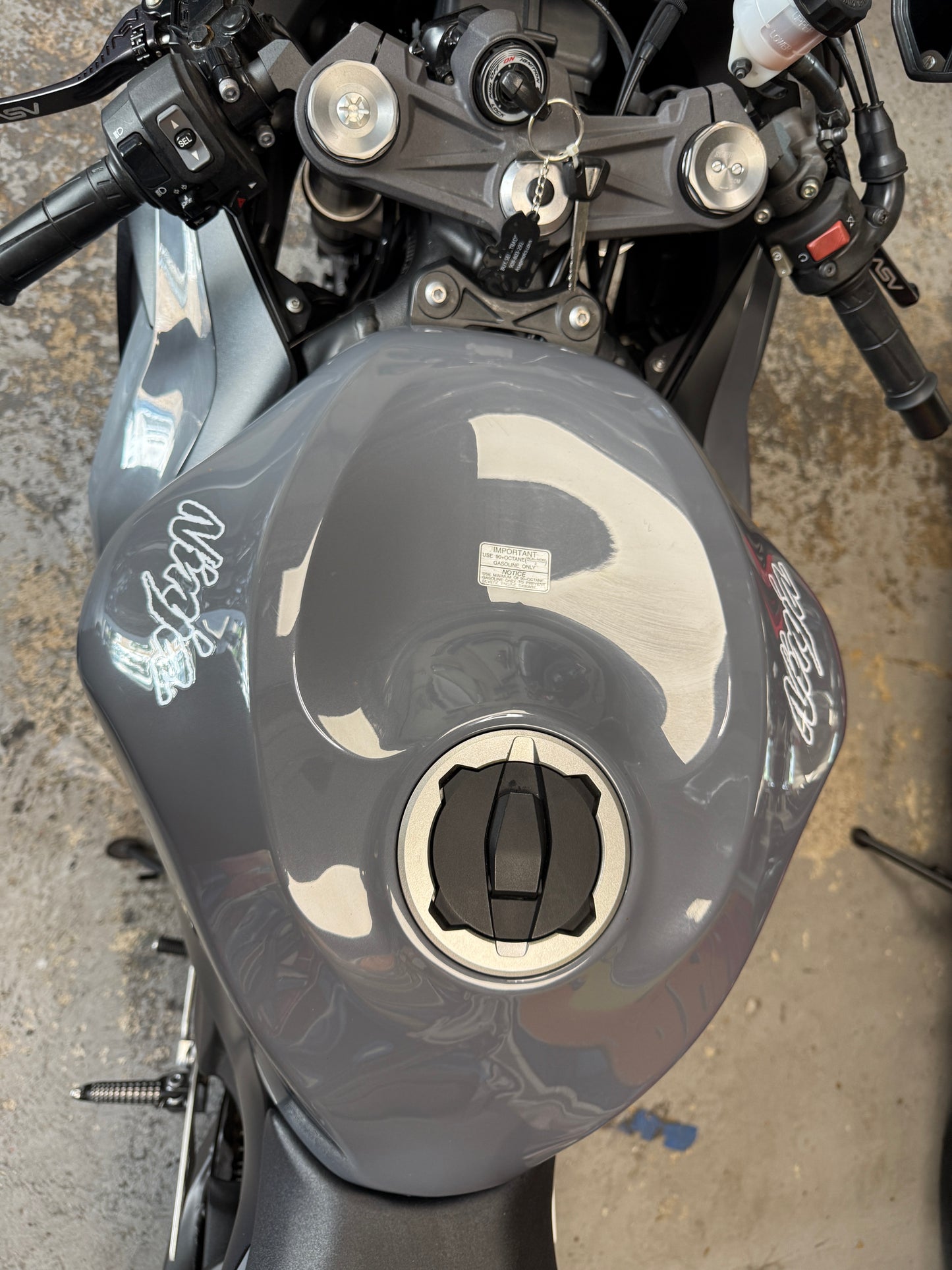 2019 Kawasaki Ninja ZX6R Nardo Grey
