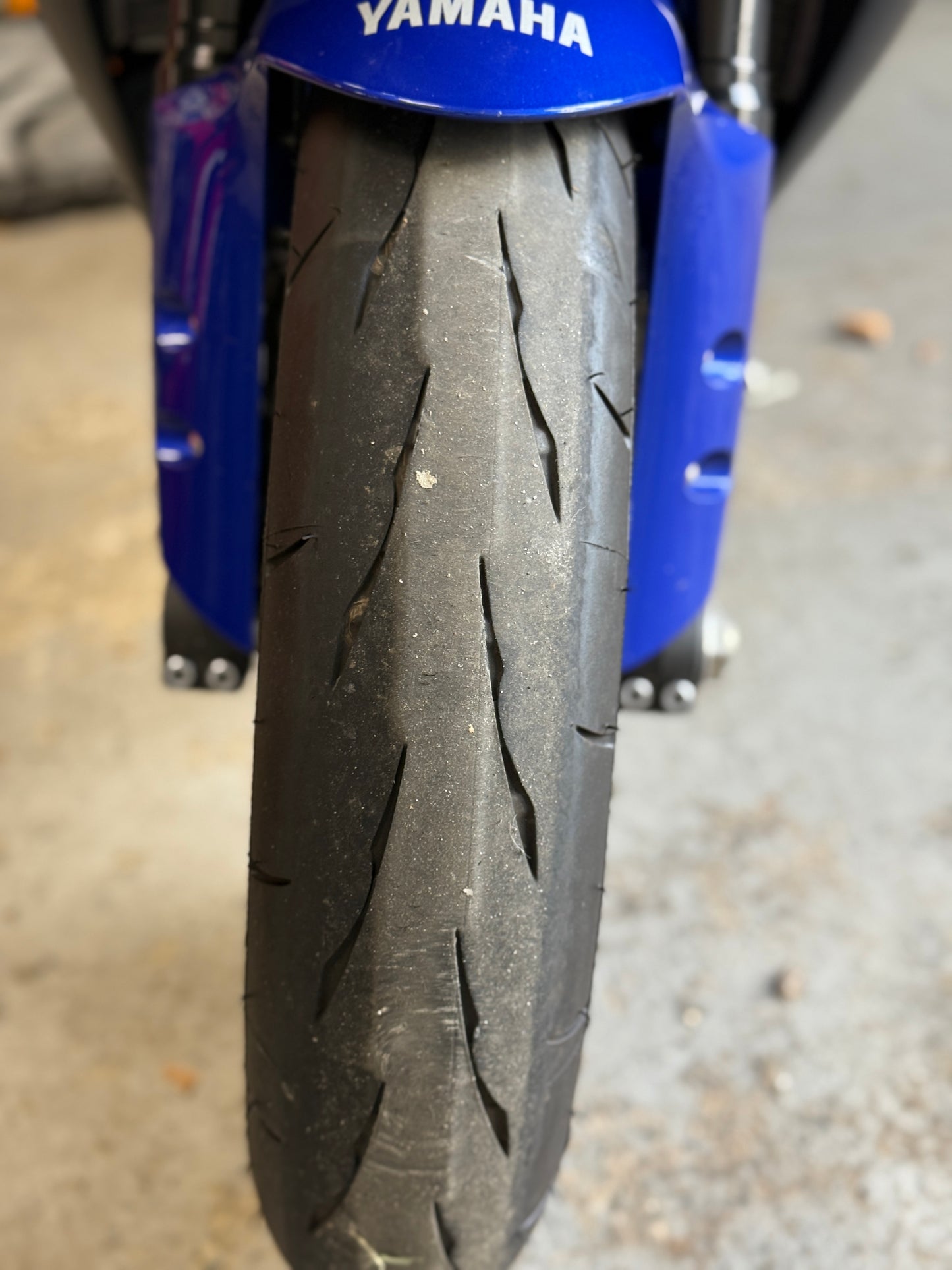 2024 Yamaha YZF R1 Yamaha Blue