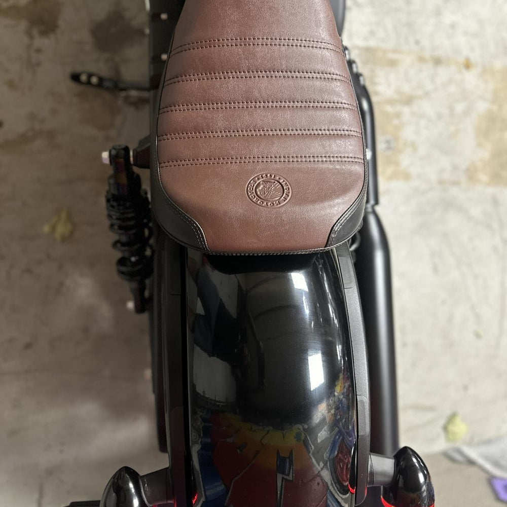 2023 INDIAN SCOUT BOBBER METALLIC BLACK