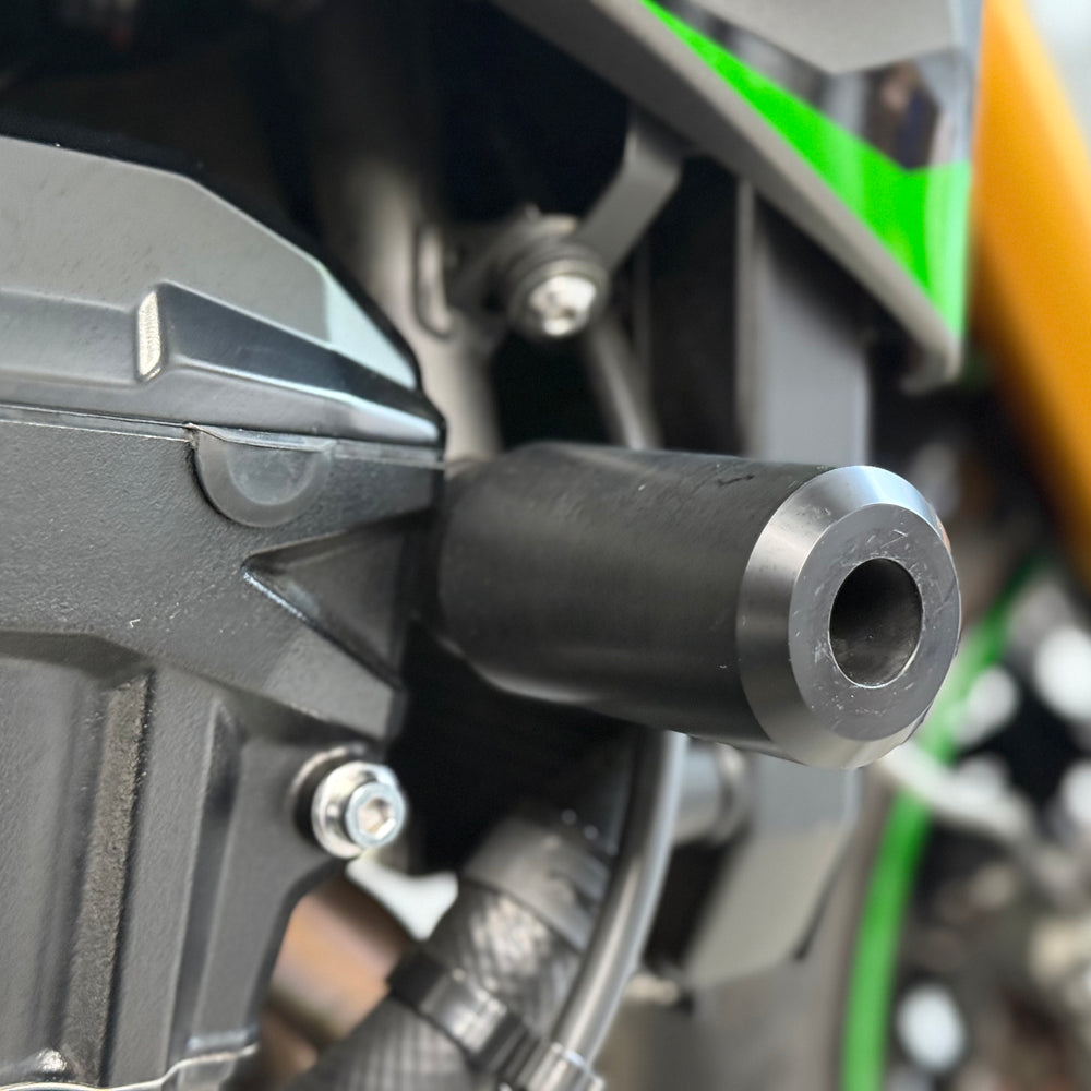 
                      
                        2024 KAWASAKI Z900 SE ABS GREEN M4
                      
                    