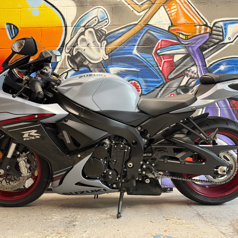 
                      
                        2023 SUZUKI GSXR 600
                      
                    