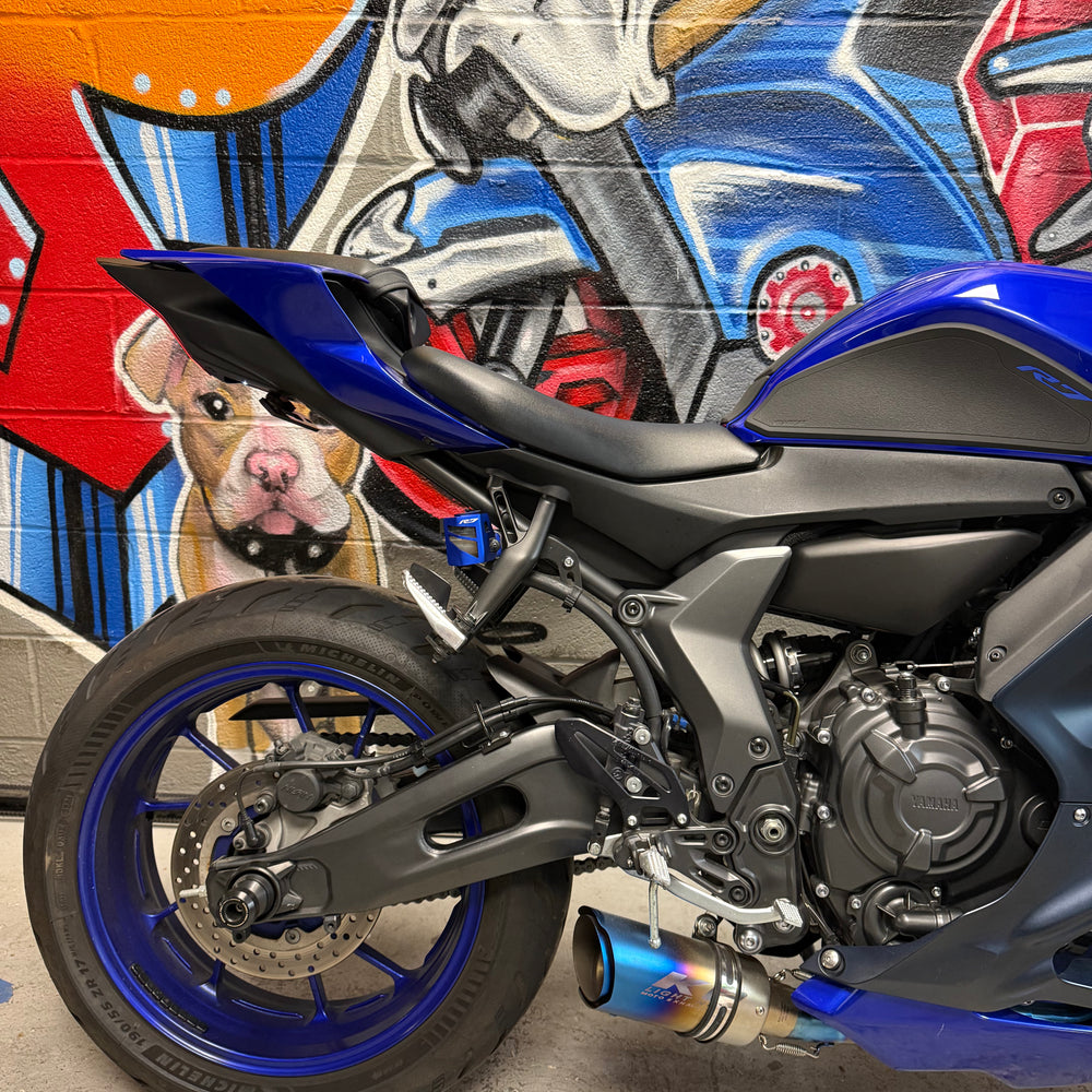 2022 YAMAHA R7 TEAM YAMAHA BLUE