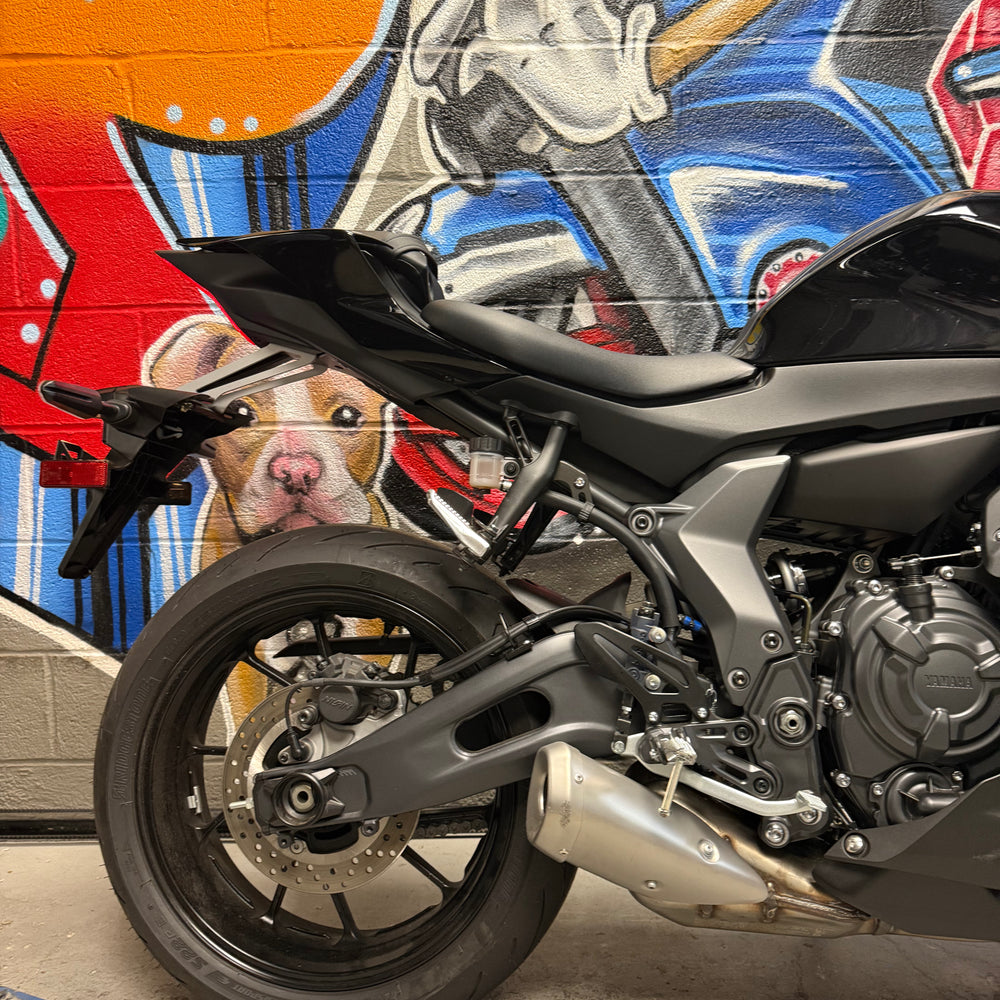 2024 YAMAHA R7 MATTE BLACK