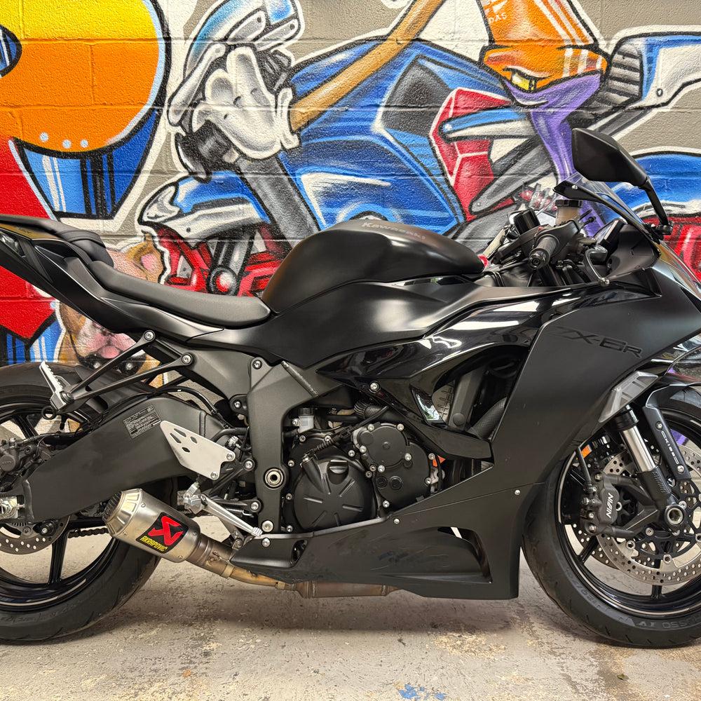 2024 KAWASAKI NINJA ZX6R ABS AKRAPOVIC