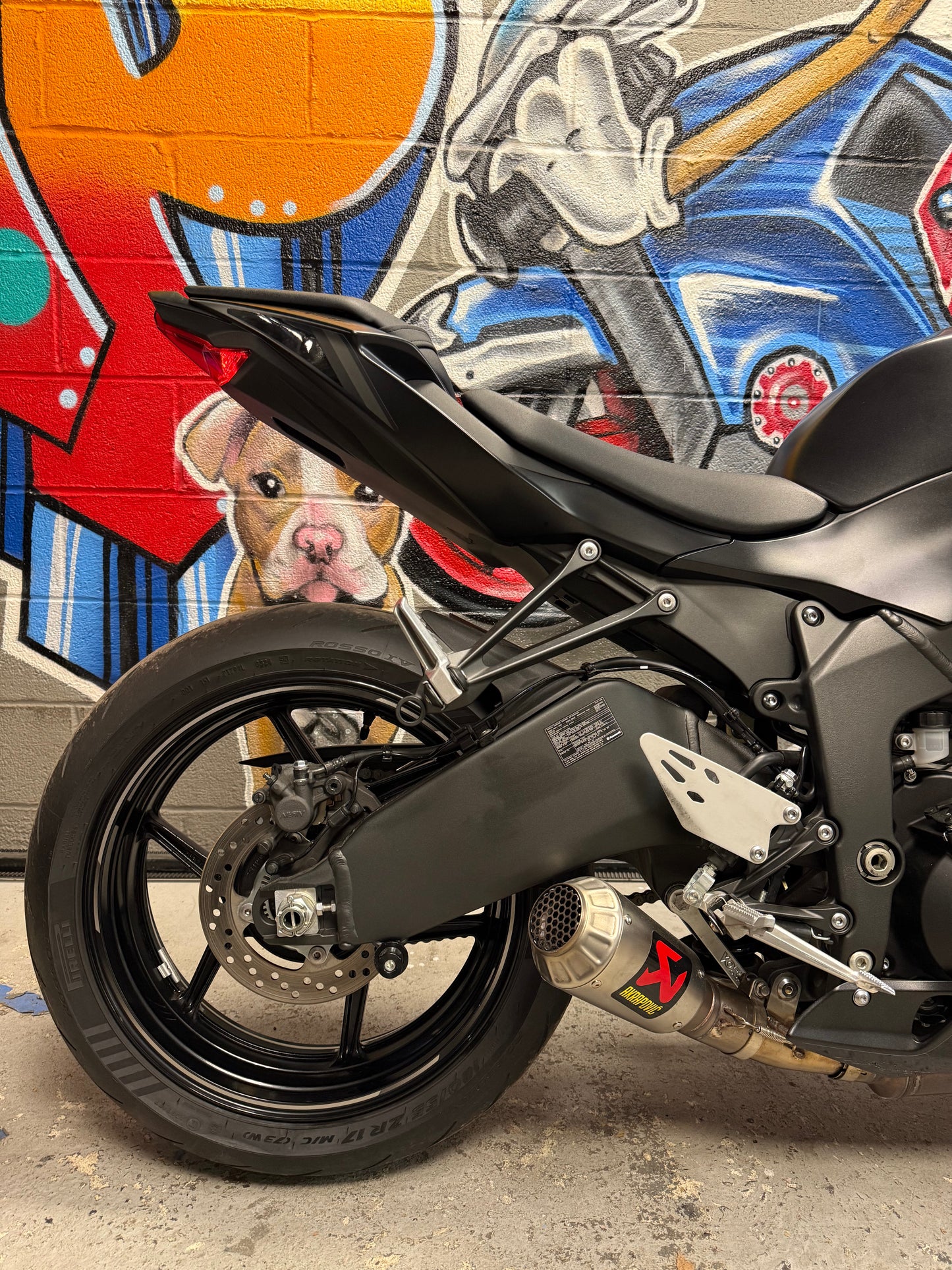 2024 KAWASAKI NINJA ZX6R ABS AKRAPOVIC