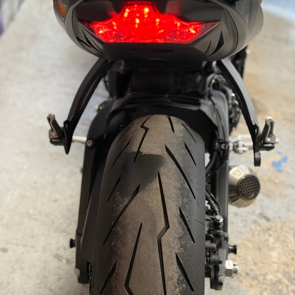 
                      
                        2024 KAWASAKI NINJA ZX6R ABS AKRAPOVIC
                      
                    