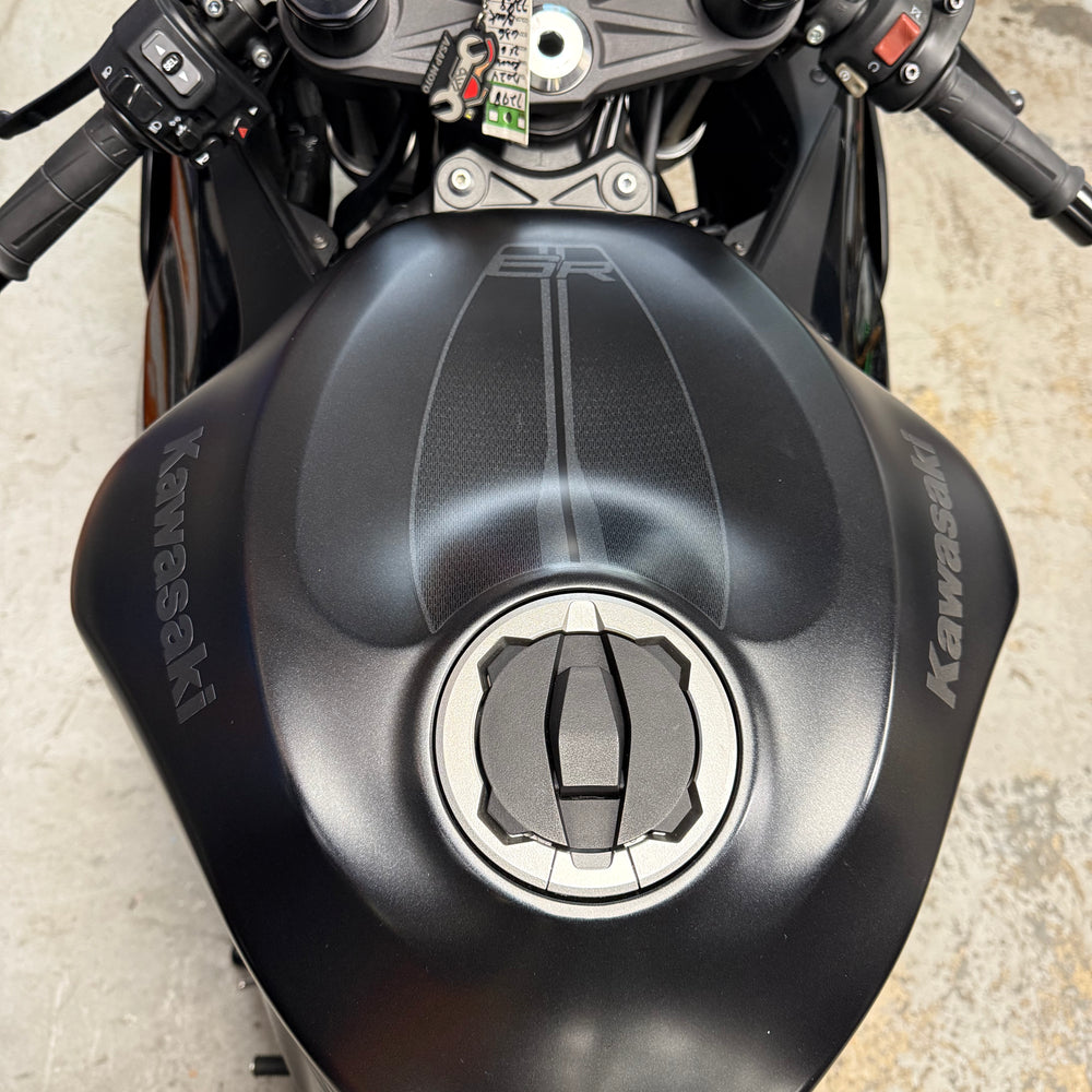 
                      
                        2024 KAWASAKI NINJA ZX6R ABS AKRAPOVIC
                      
                    
