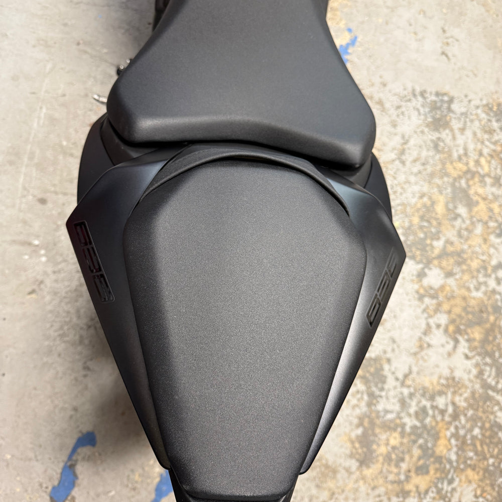 
                      
                        2024 KAWASAKI NINJA ZX6R ABS AKRAPOVIC
                      
                    