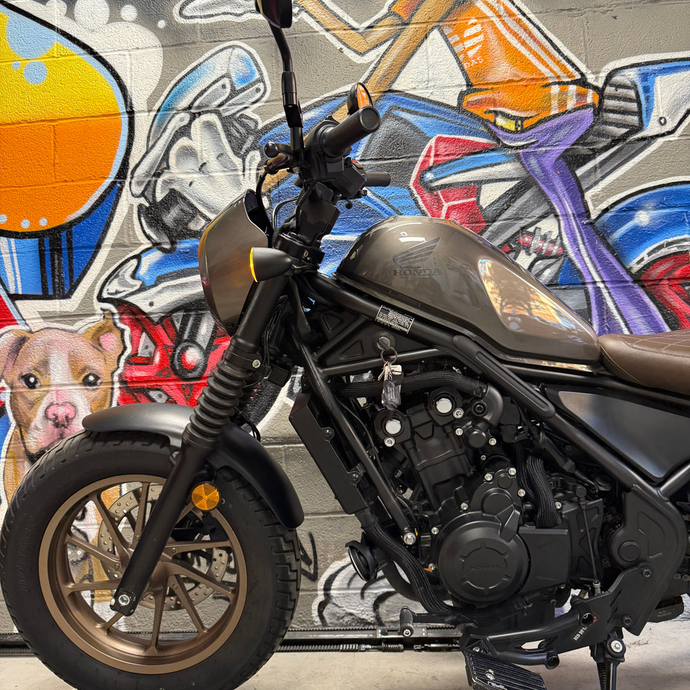 
                      
                        2023  HONDA REBEL 500 SE ABS Vance Hines Comp
                      
                    
