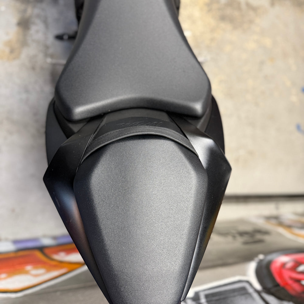 
                      
                        2024 Kawasaki Ninja ZX6R M4 slip on
                      
                    