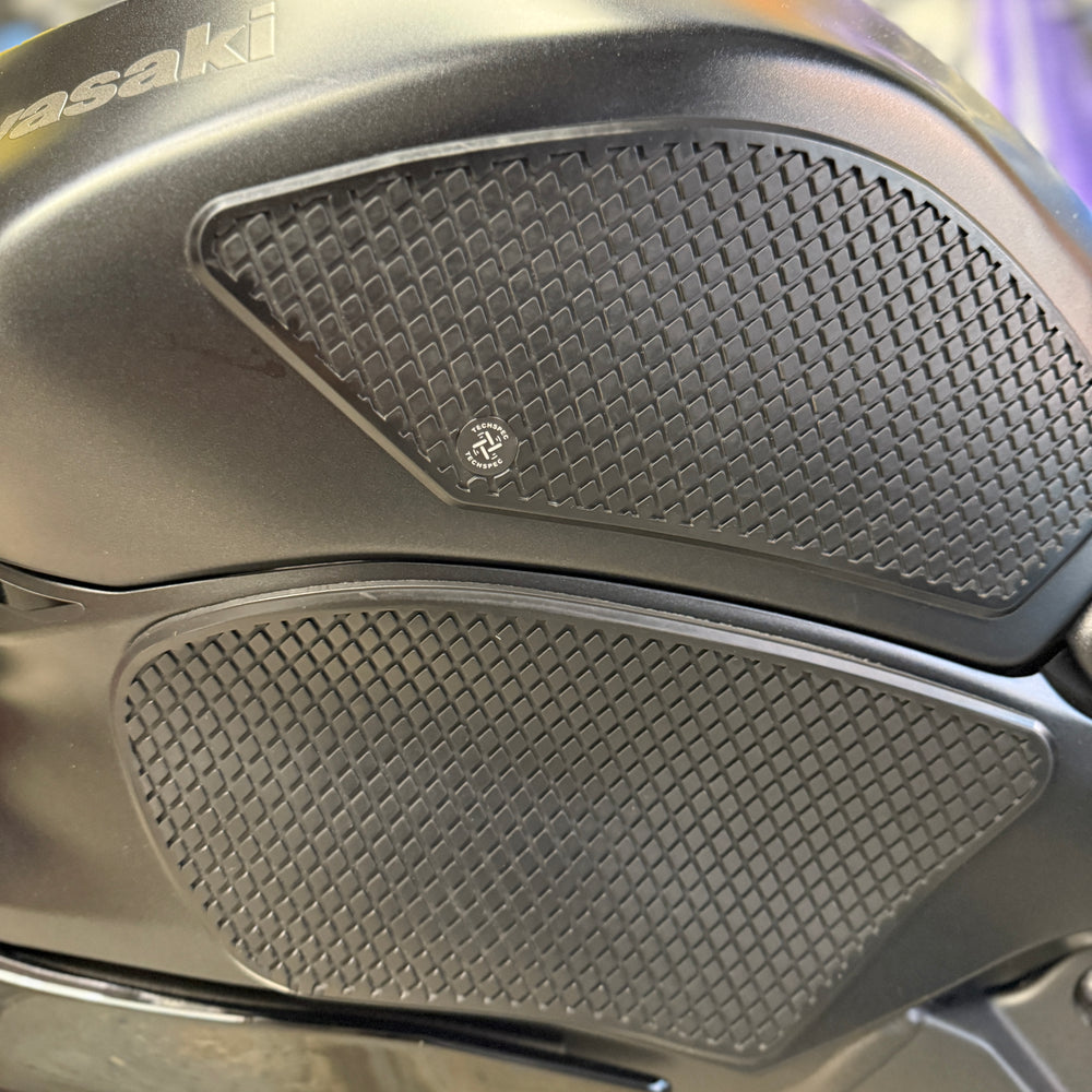 
                      
                        2024 Kawasaki Ninja ZX6R M4 slip on
                      
                    