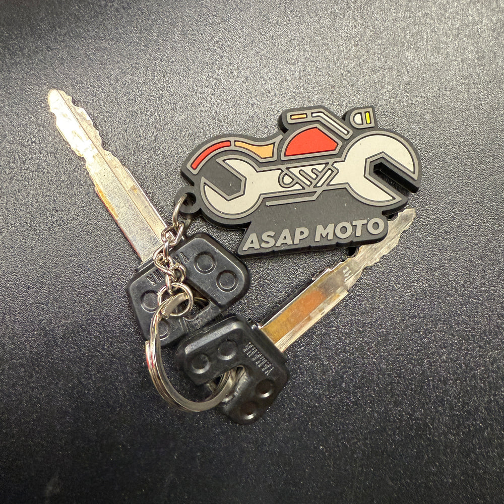 
                      
                        2022 YAMAHA R7 60TH ANNIV. ED. AKRAPOVIC
                      
                    