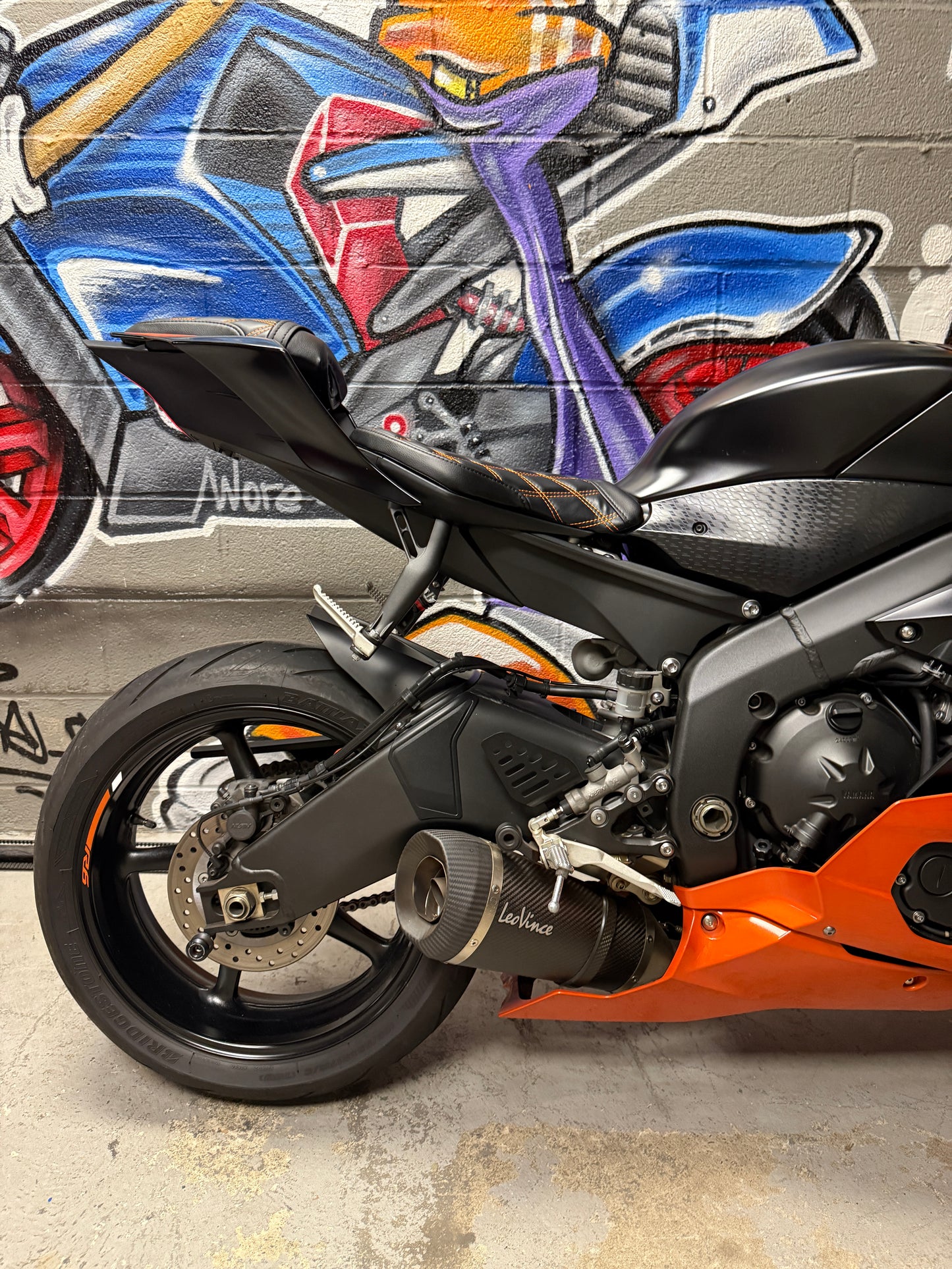 2020 Yamaha R6 Leo Vince Vivid Orange Black