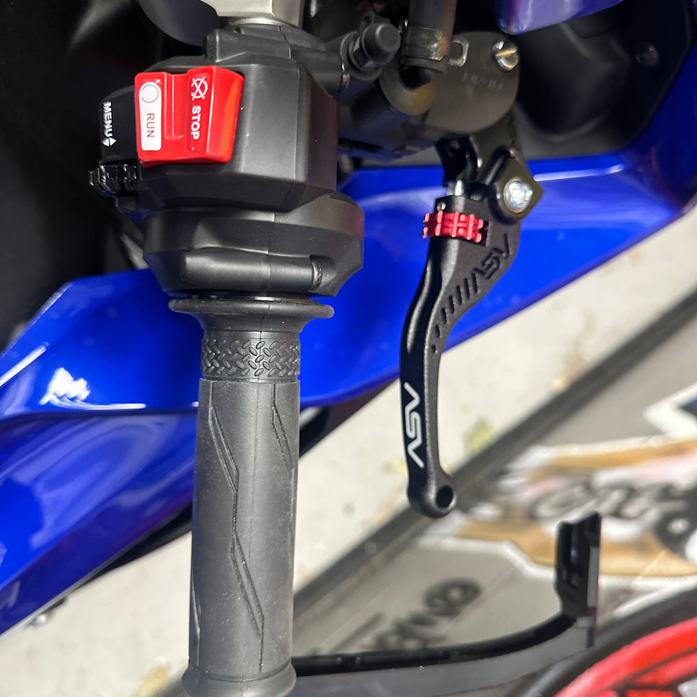 
                      
                        2024 YAMAHA R1 BLUE AKRAPOVIC
                      
                    