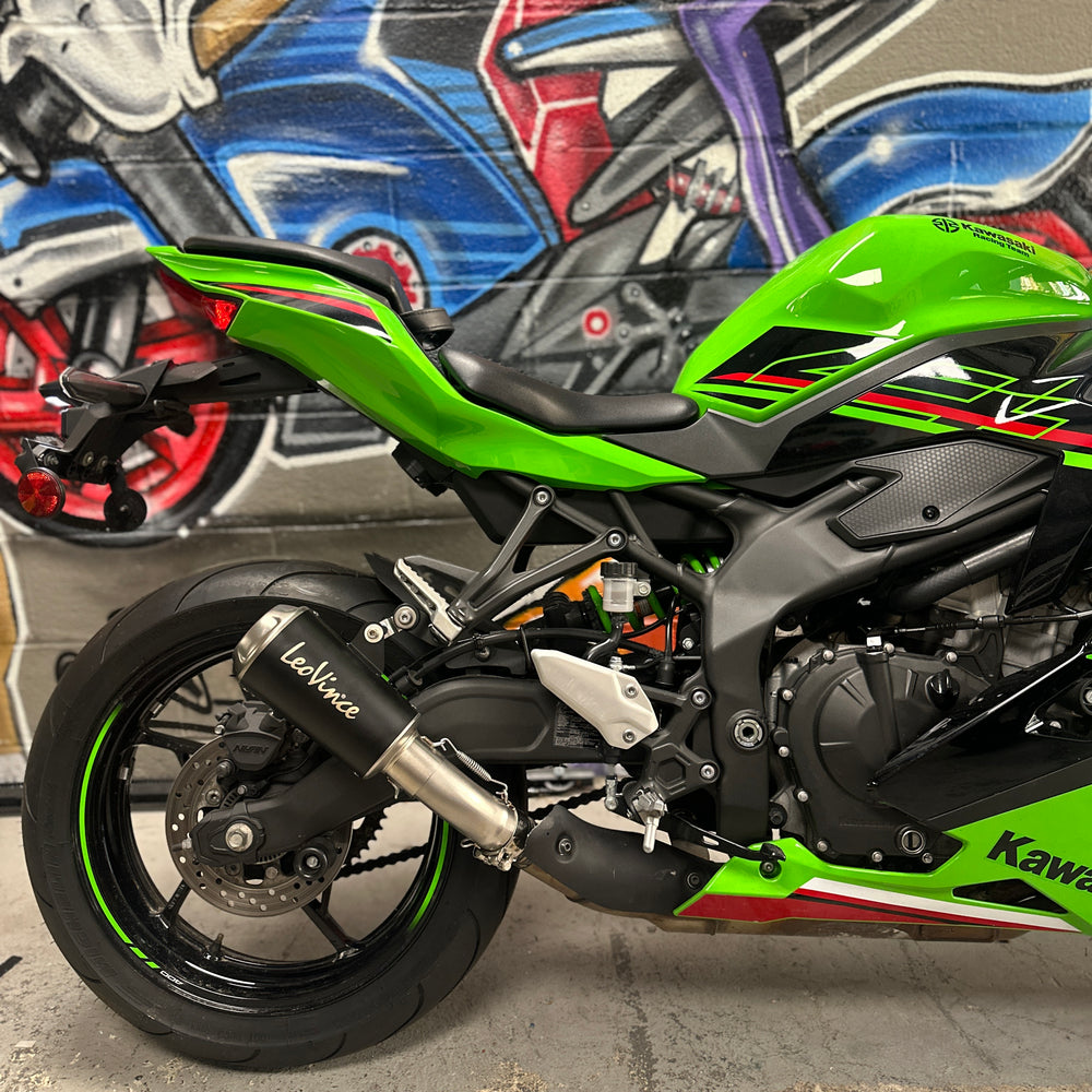 
                      
                        2023 KAWASAKI NINJA ZX4RR KRT LEO VINCE
                      
                    