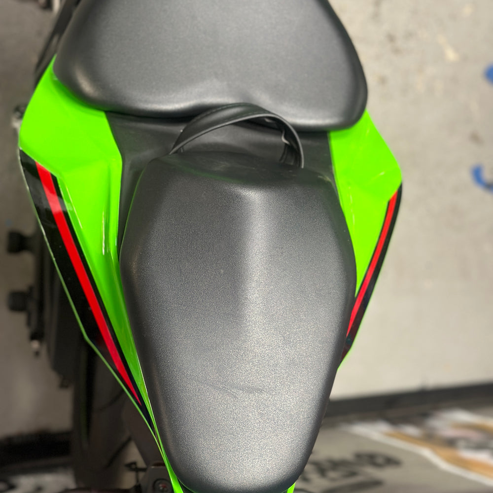 
                      
                        2023 KAWASAKI NINJA ZX4RR KRT LEO VINCE
                      
                    