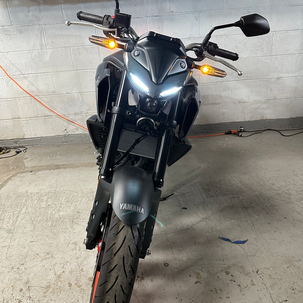 
                      
                        2021 YAMAHA MT03 GREY
                      
                    