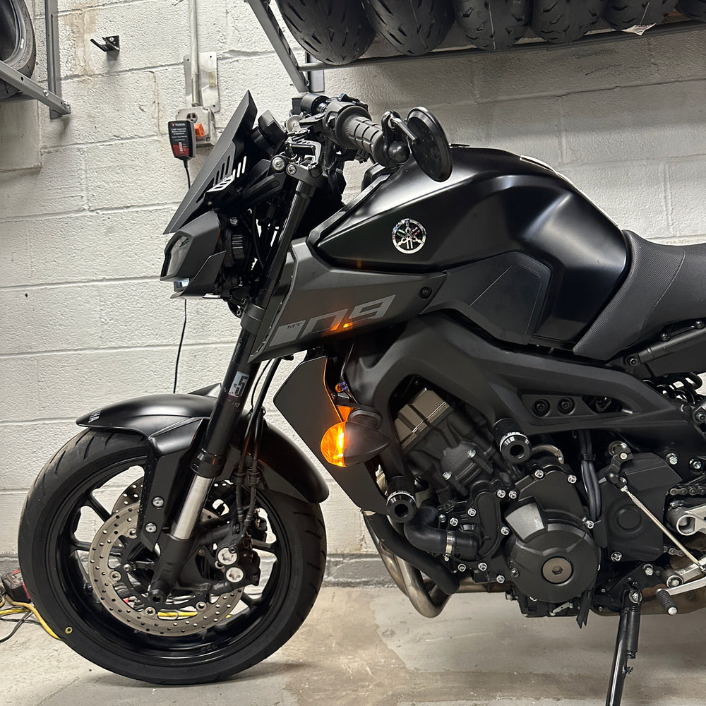 
                      
                        2018 Yamaha MT09 RAVEN
                      
                    