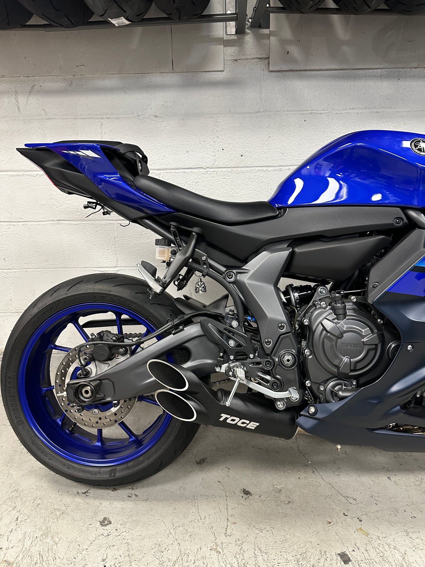 2024 YAMAHA R7 TEAM YAMAHA BLUE TOCE EXHAUST