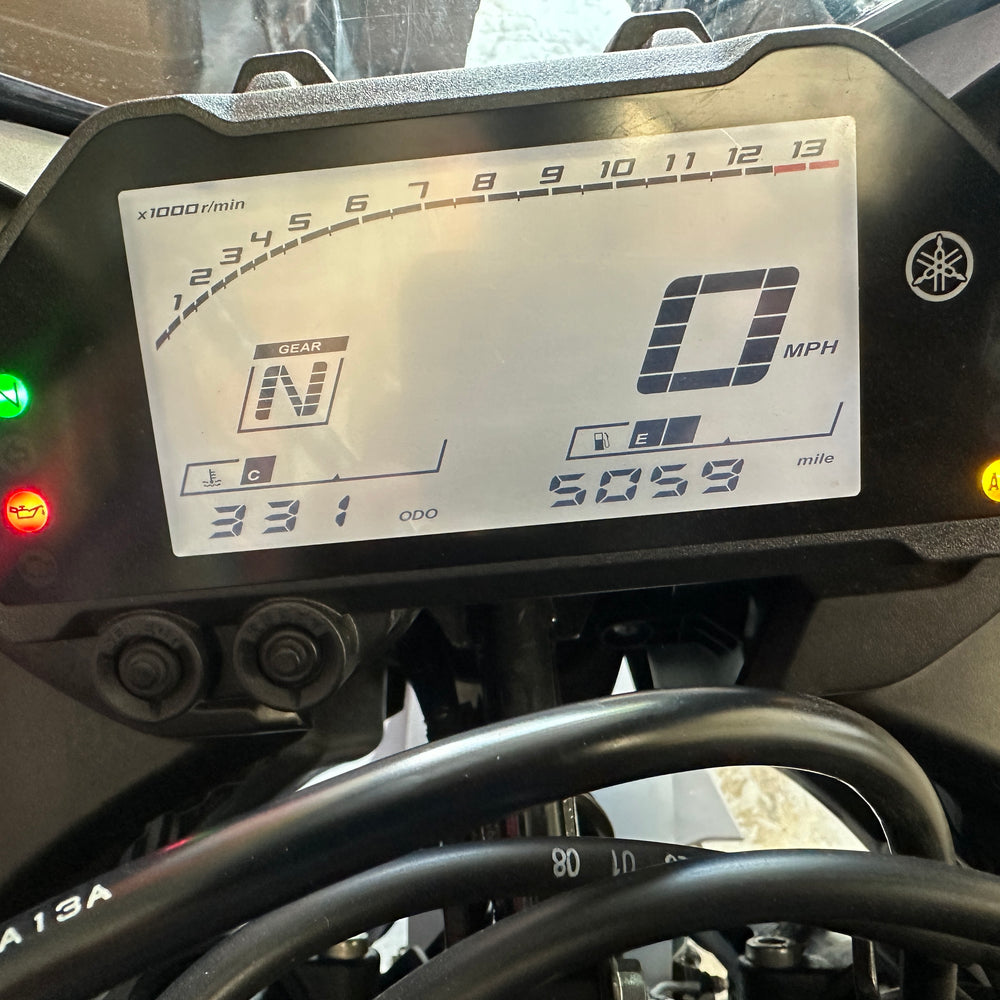 
                      
                        2020 YAMAHA R3 ABS BLUE AKRAPOVIC
                      
                    