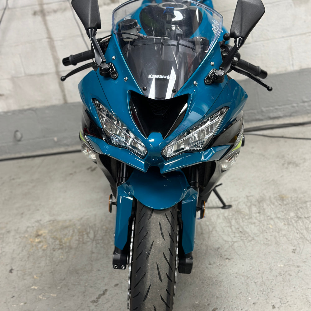 
                      
                        2021 Kawasaki Ninja ZX6R
                      
                    