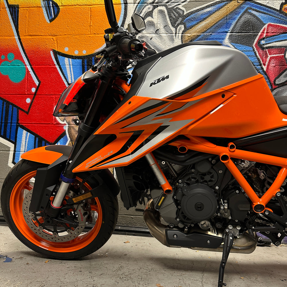 
                      
                        2023 KTM SUPERDUKE 1290 EVO R
                      
                    