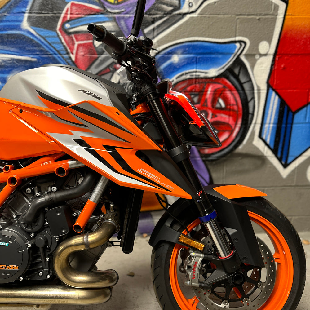 
                      
                        2023 KTM SUPERDUKE 1290 EVO R
                      
                    