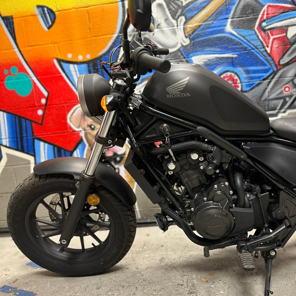 
                      
                        2019 HONDA REBEL 500 ABS METALLIC GREY
                      
                    