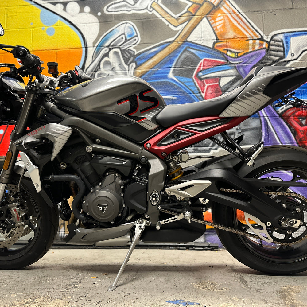 
                      
                        2022 Triumph 675 Street Triple RS
                      
                    