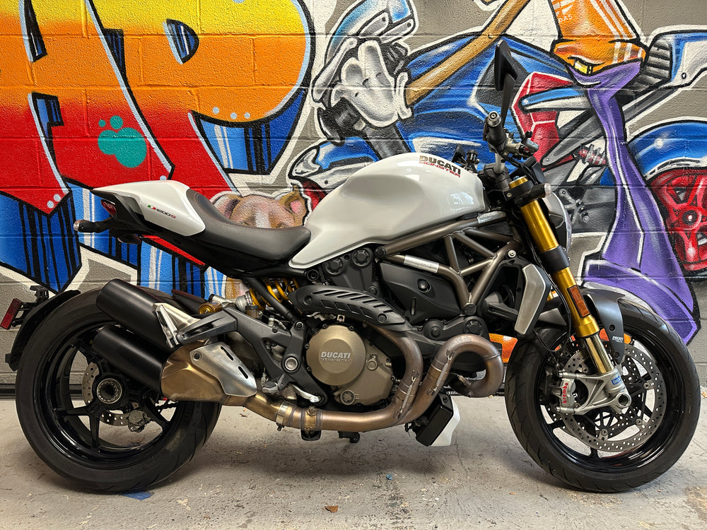 2015 DUCATI MONSTER 1200 S PEARL WHITE