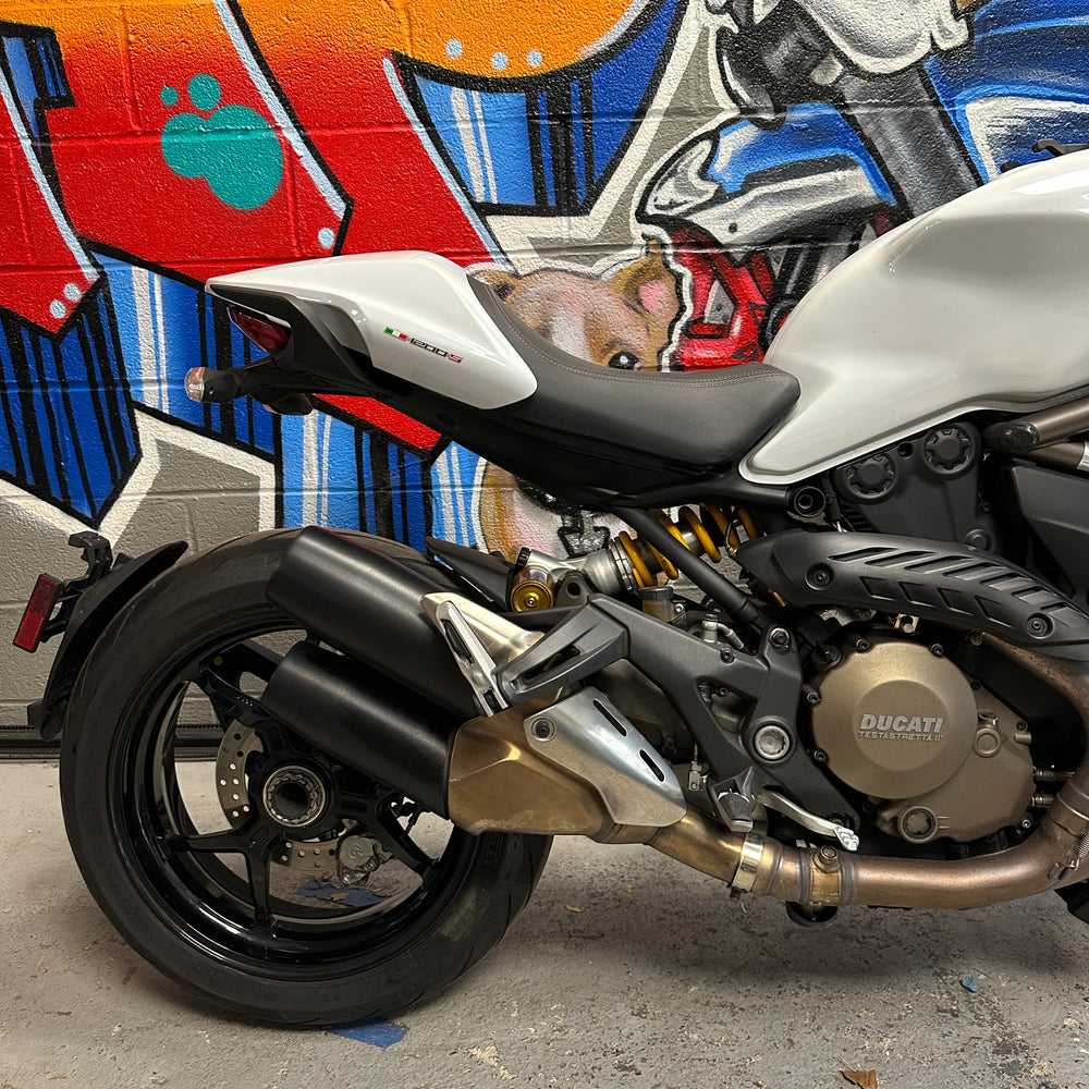 2015 DUCATI MONSTER 1200 S PEARL WHITE