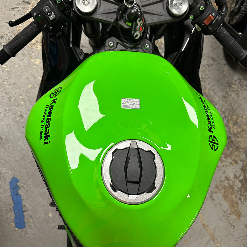 
                      
                        2023 Kawasaki Ninja ZX6R KRT
                      
                    