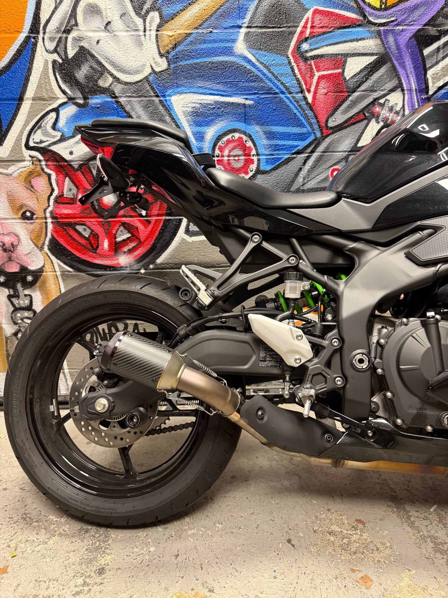 2024 Kawasaki Ninja ZX4RR Ebony Black