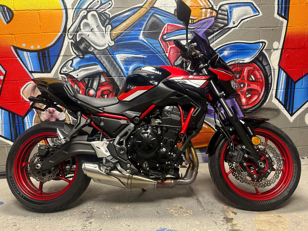 2024 Kawasaki Z650 ABS Black Red