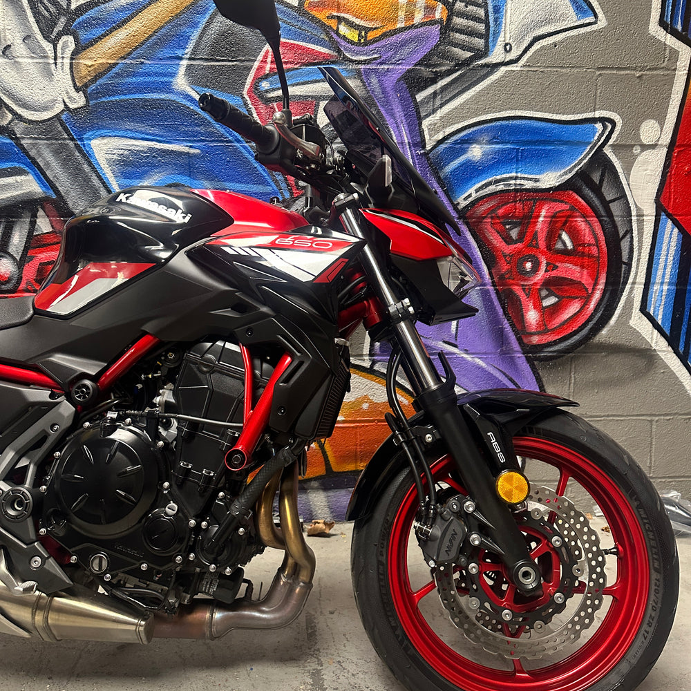 
                      
                        2024 Kawasaki Z650 ABS Black Red
                      
                    