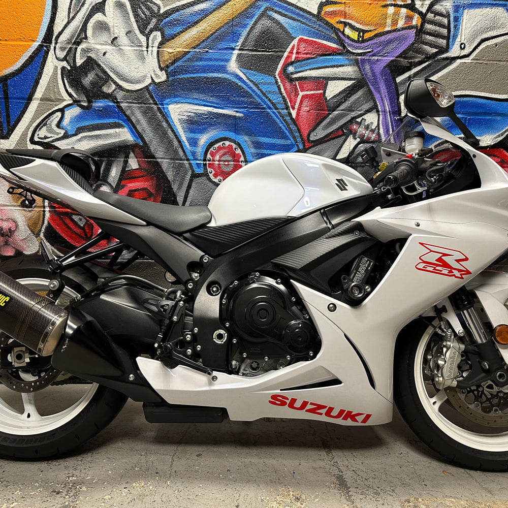 2020 SUZUKI GSXR 600 PEARL GLACIER WHITE