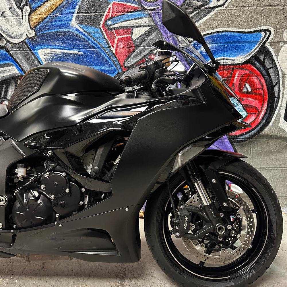 
                      
                        2024 Kawasaki Ninja ZX6R BLACK
                      
                    