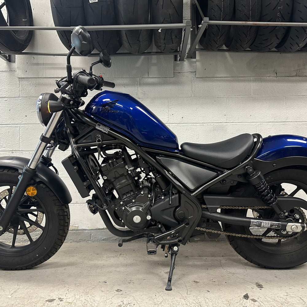 
                      
                        2021 HONDA REBEL 300 ABS BLUE
                      
                    